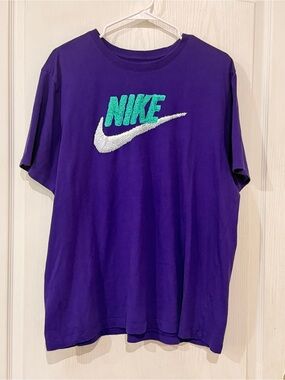 Final price Nike Purple Graphic Logo Tee
